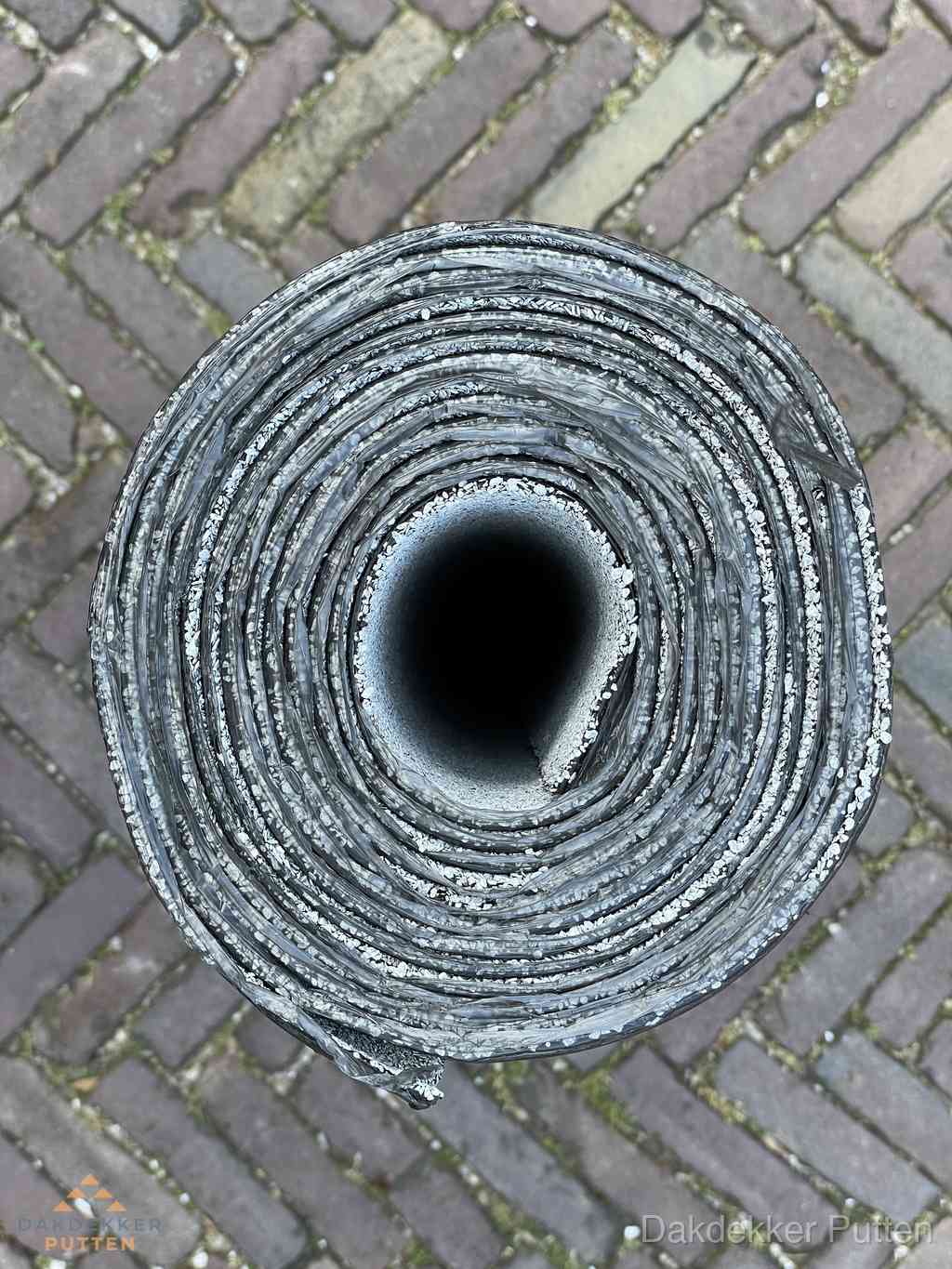 Rol EPDM dakbedekking materiaal voor plat dak in Putten Rol EPDM dakbedekking materiaal voor plat dak in Putten