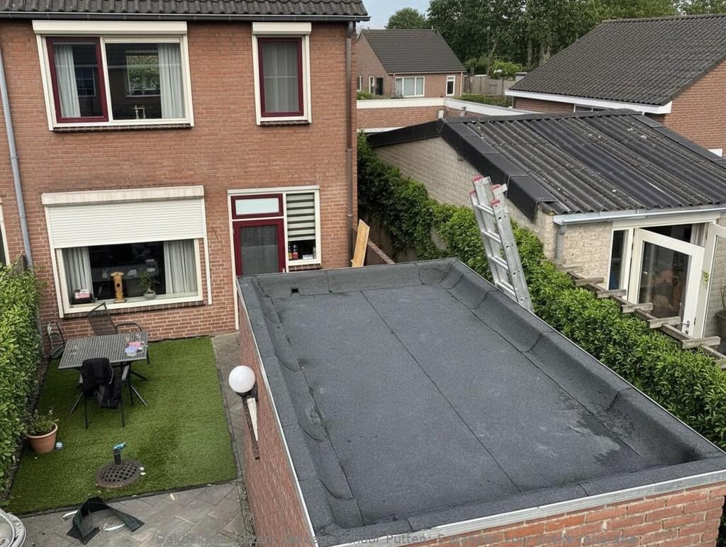 Lekkage Schuur Putten
